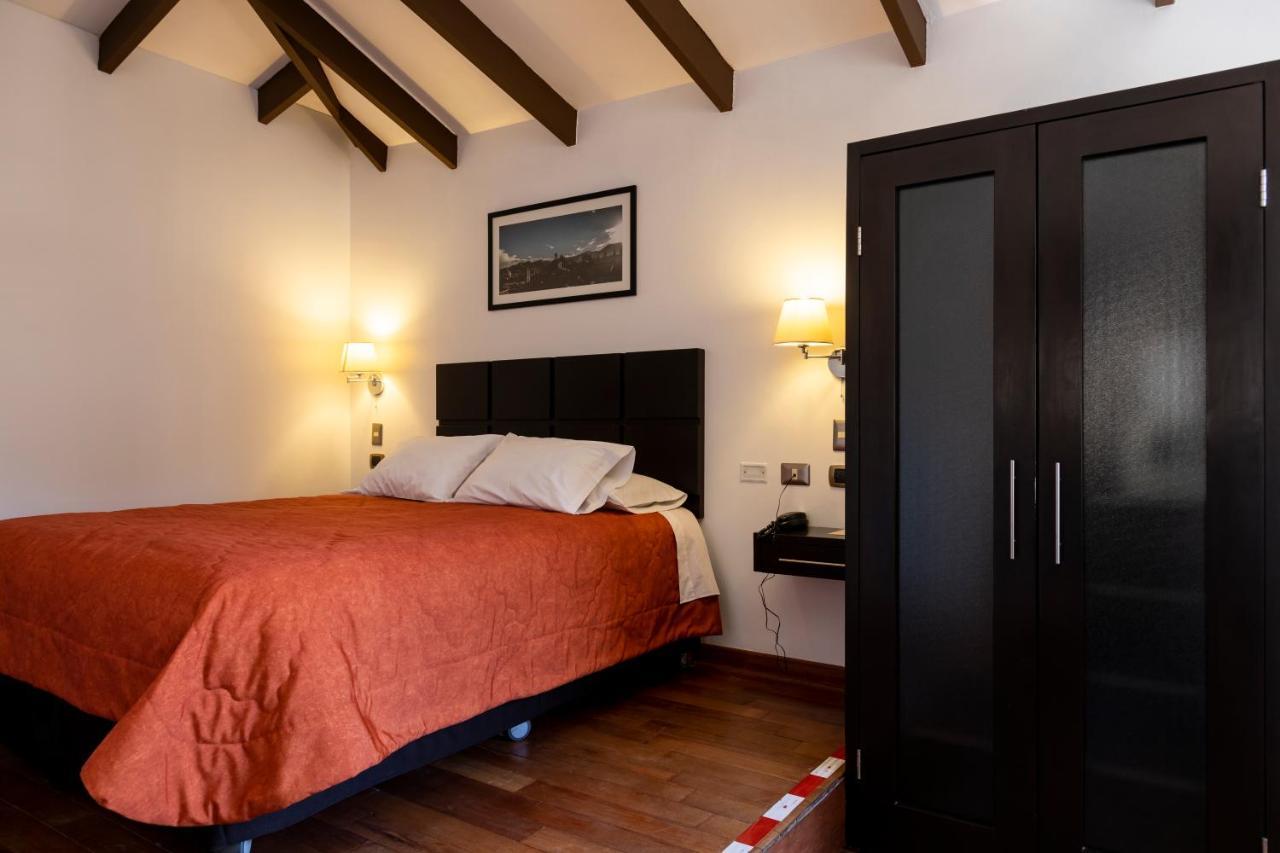 Hostal & Apartments El Triunfo Cusco Bagian luar foto