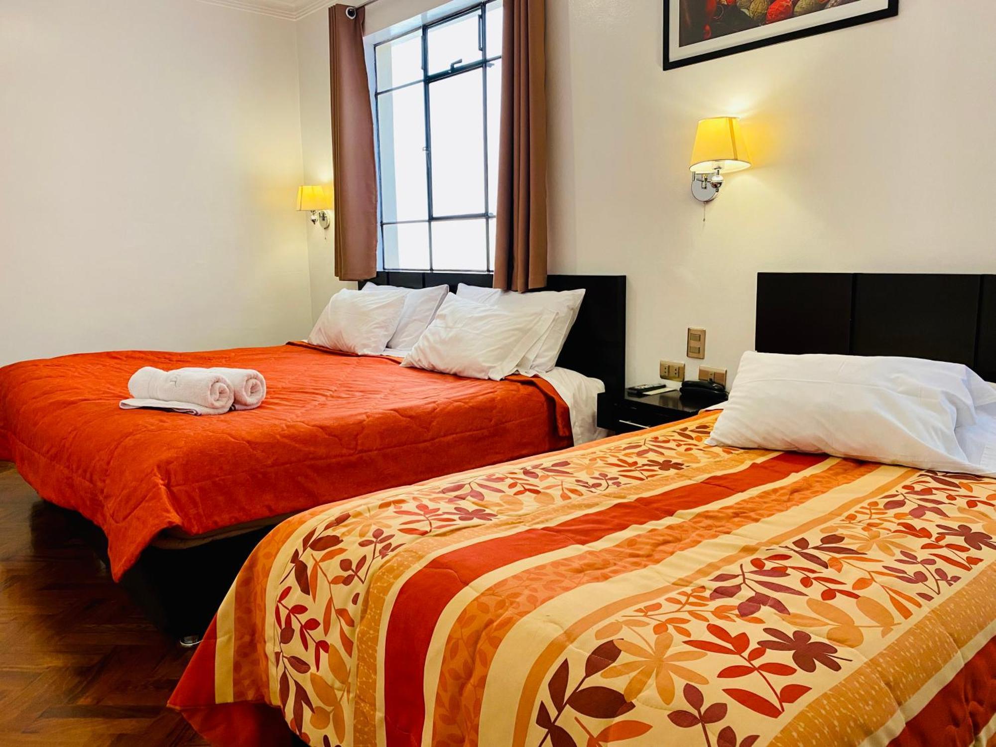 Hostal & Apartments El Triunfo Cusco Bagian luar foto