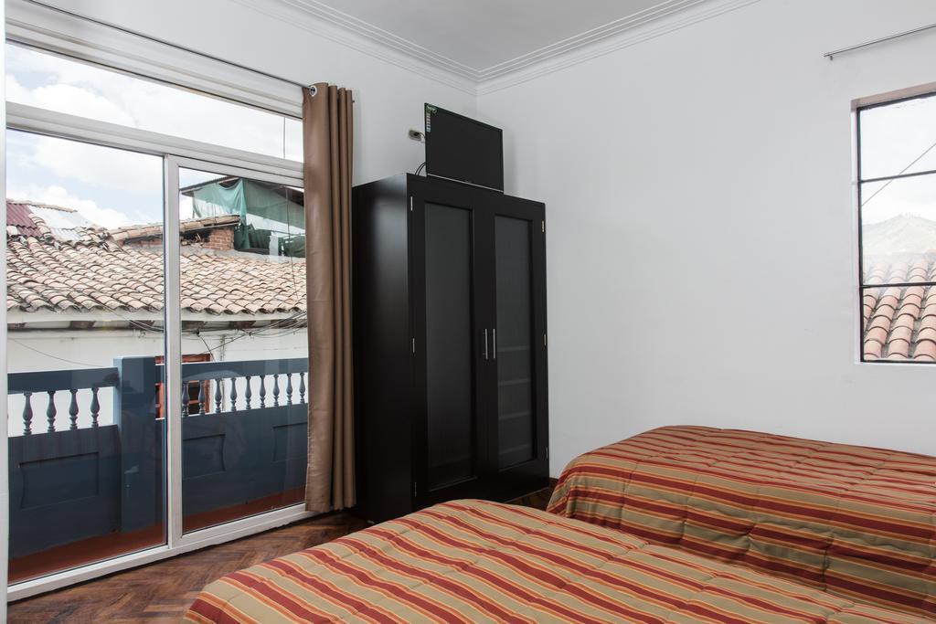 Hostal & Apartments El Triunfo Cusco Bagian luar foto