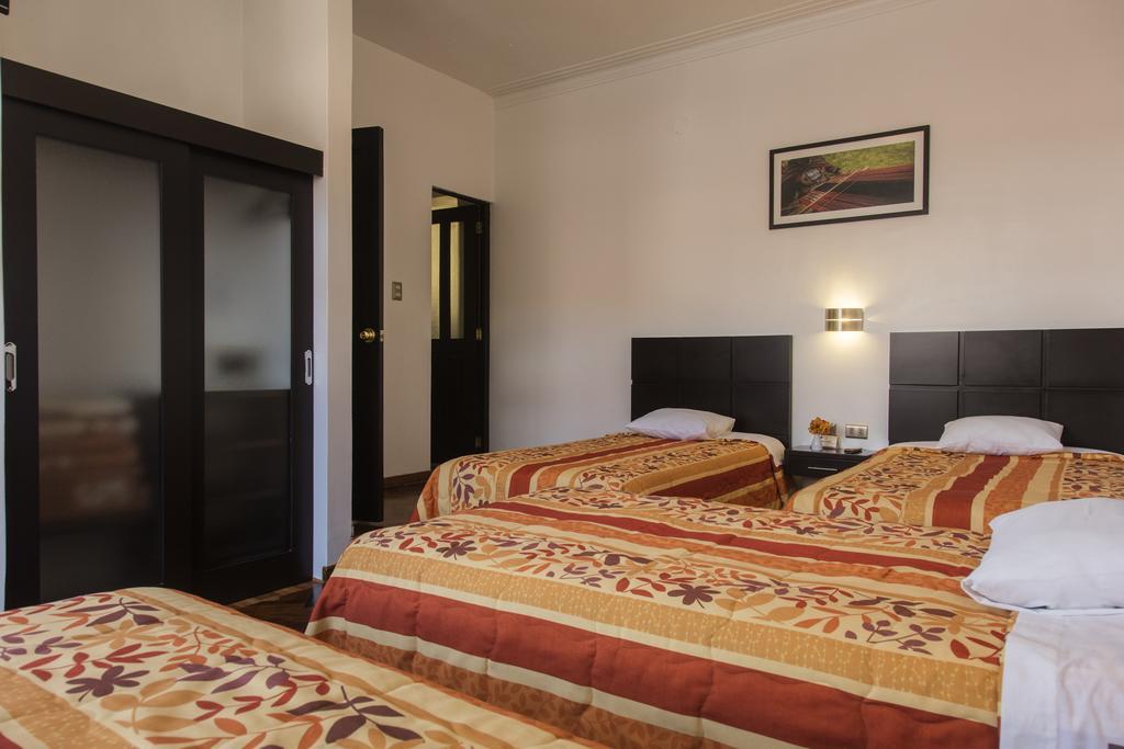 Hostal & Apartments El Triunfo Cusco Bagian luar foto