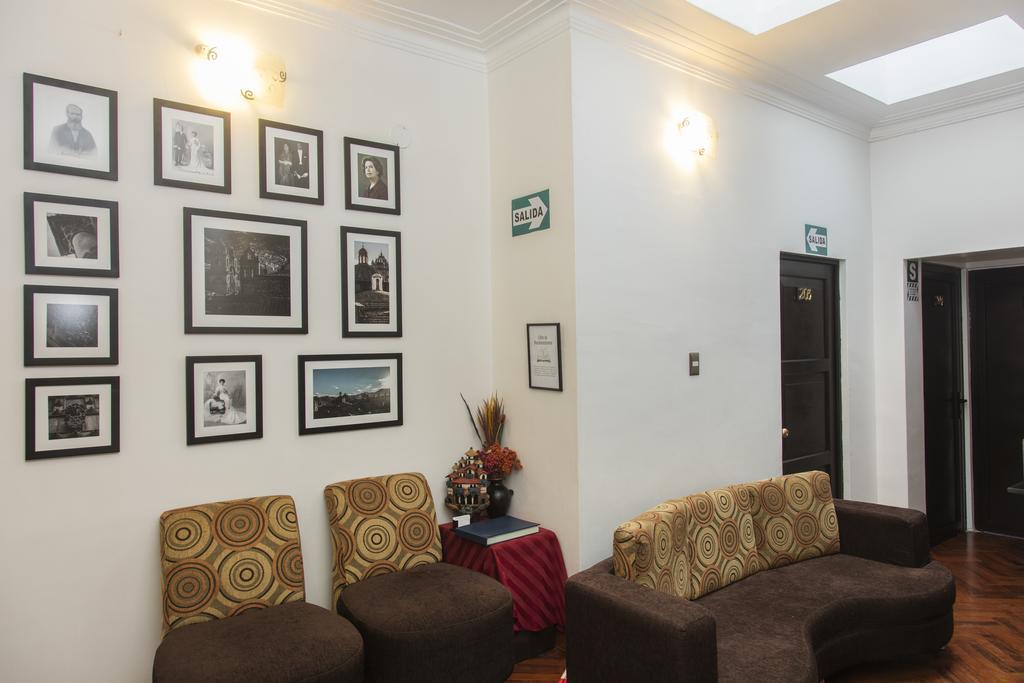 Hostal & Apartments El Triunfo Cusco Bagian luar foto